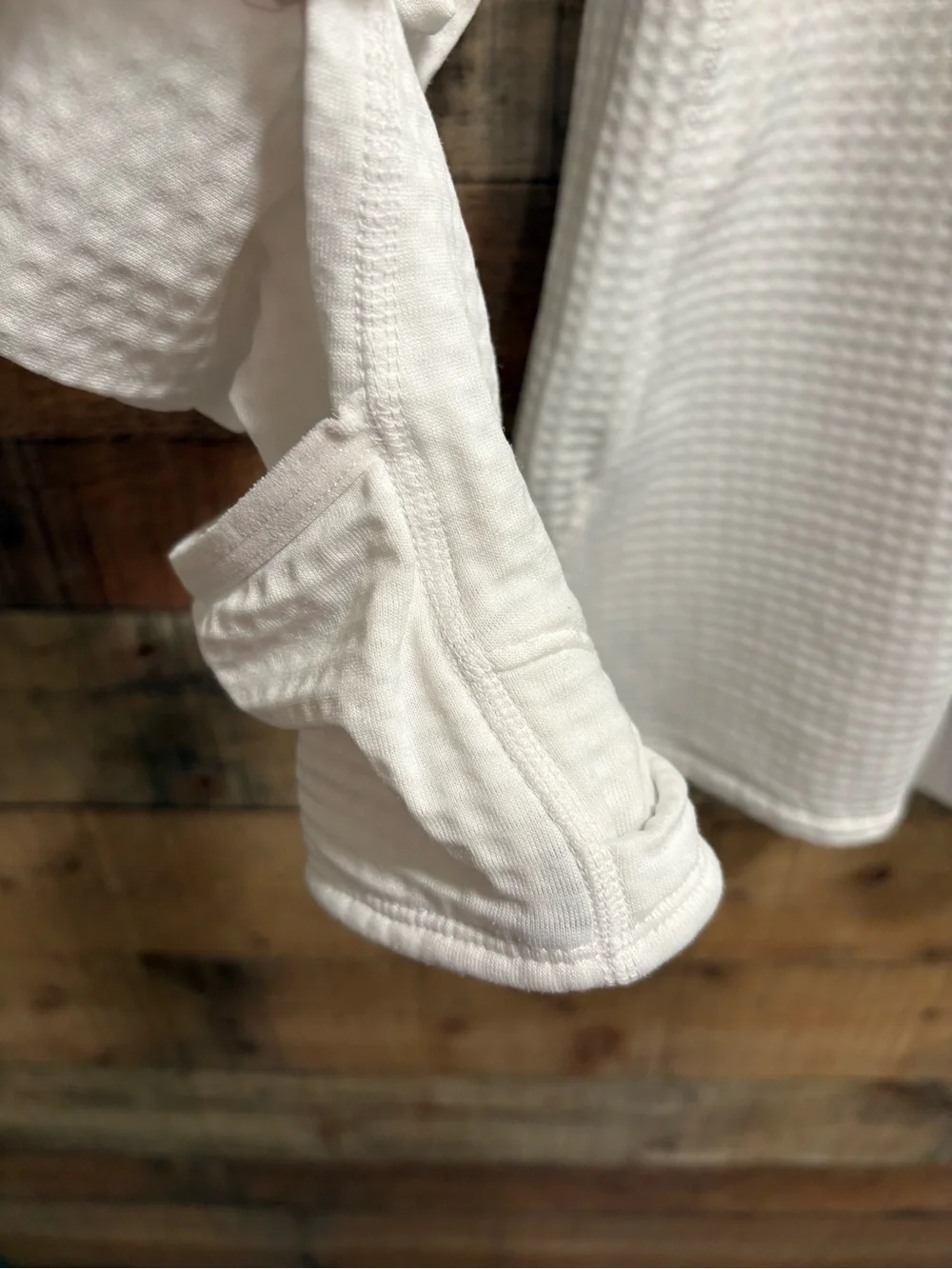 Nike Running Women’s Dri-FIT 1/2 Zip Pullover XL White W041